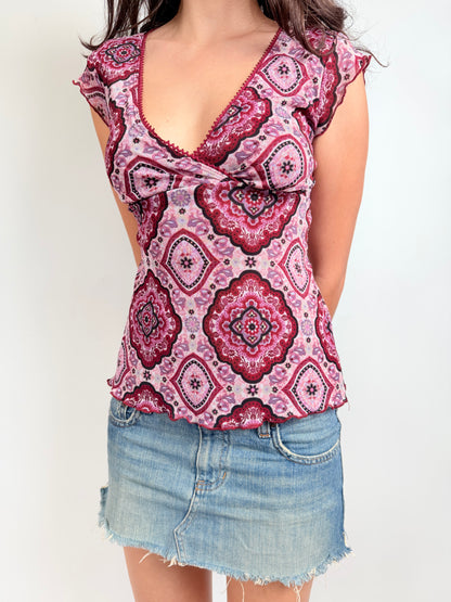 2000s pattern tie top
